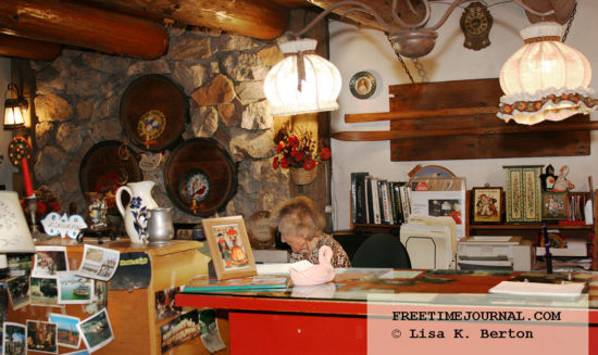 Ursula Dalem at Check-In